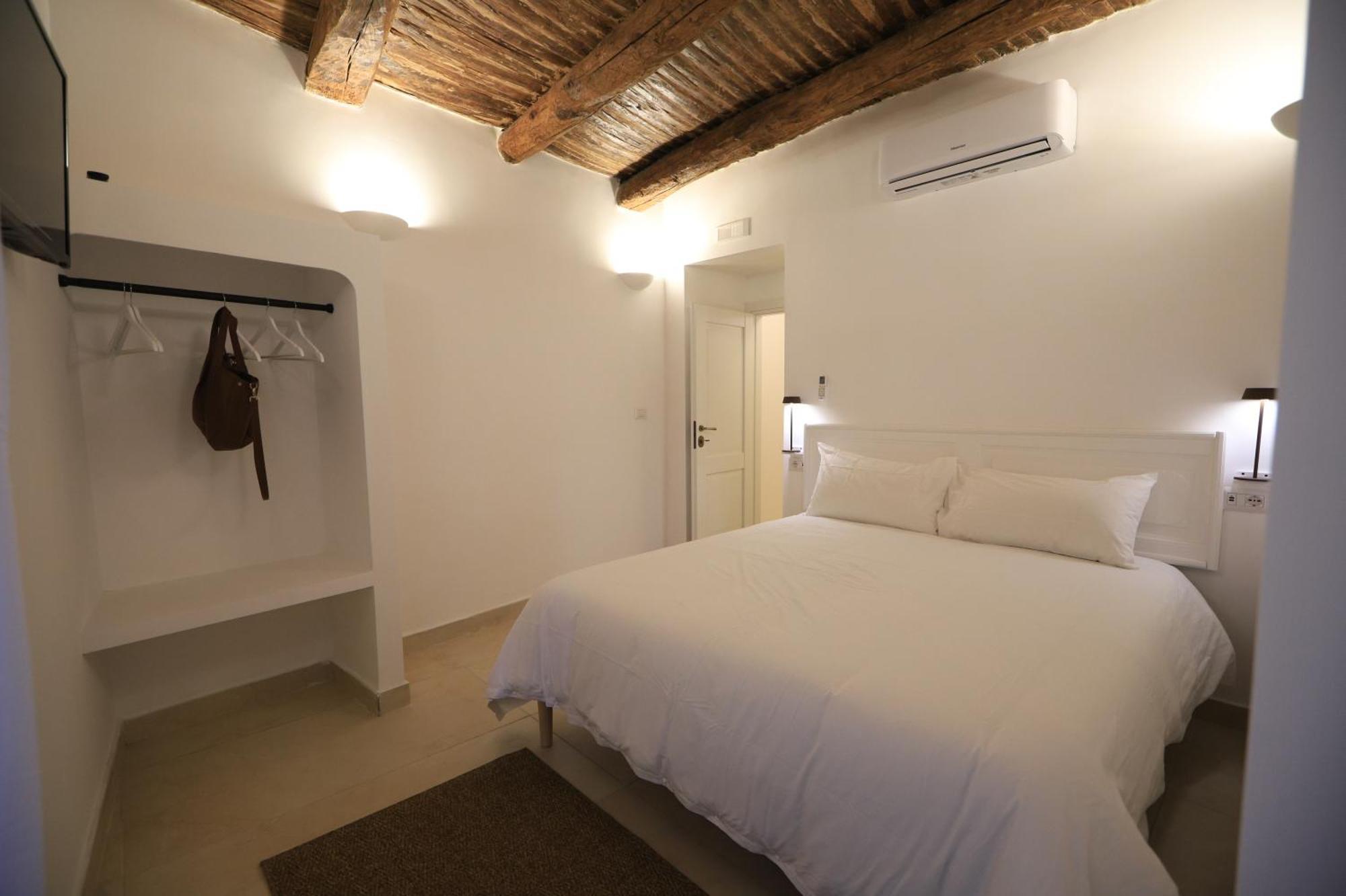 Ai 13 Gradoni Di Chiaia Bed & Breakfast Napoli Dış mekan fotoğraf
