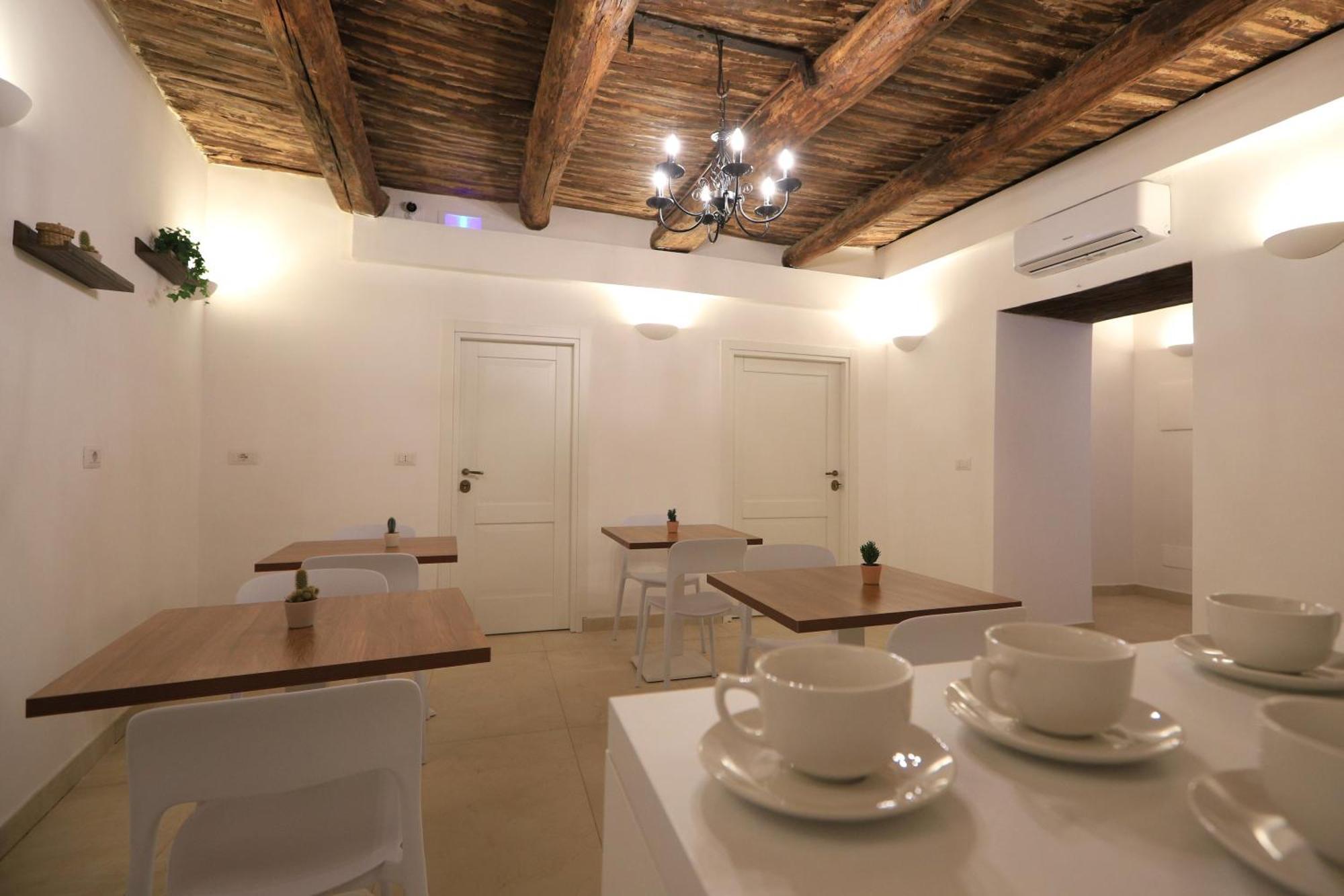 Ai 13 Gradoni Di Chiaia Bed & Breakfast Napoli Dış mekan fotoğraf