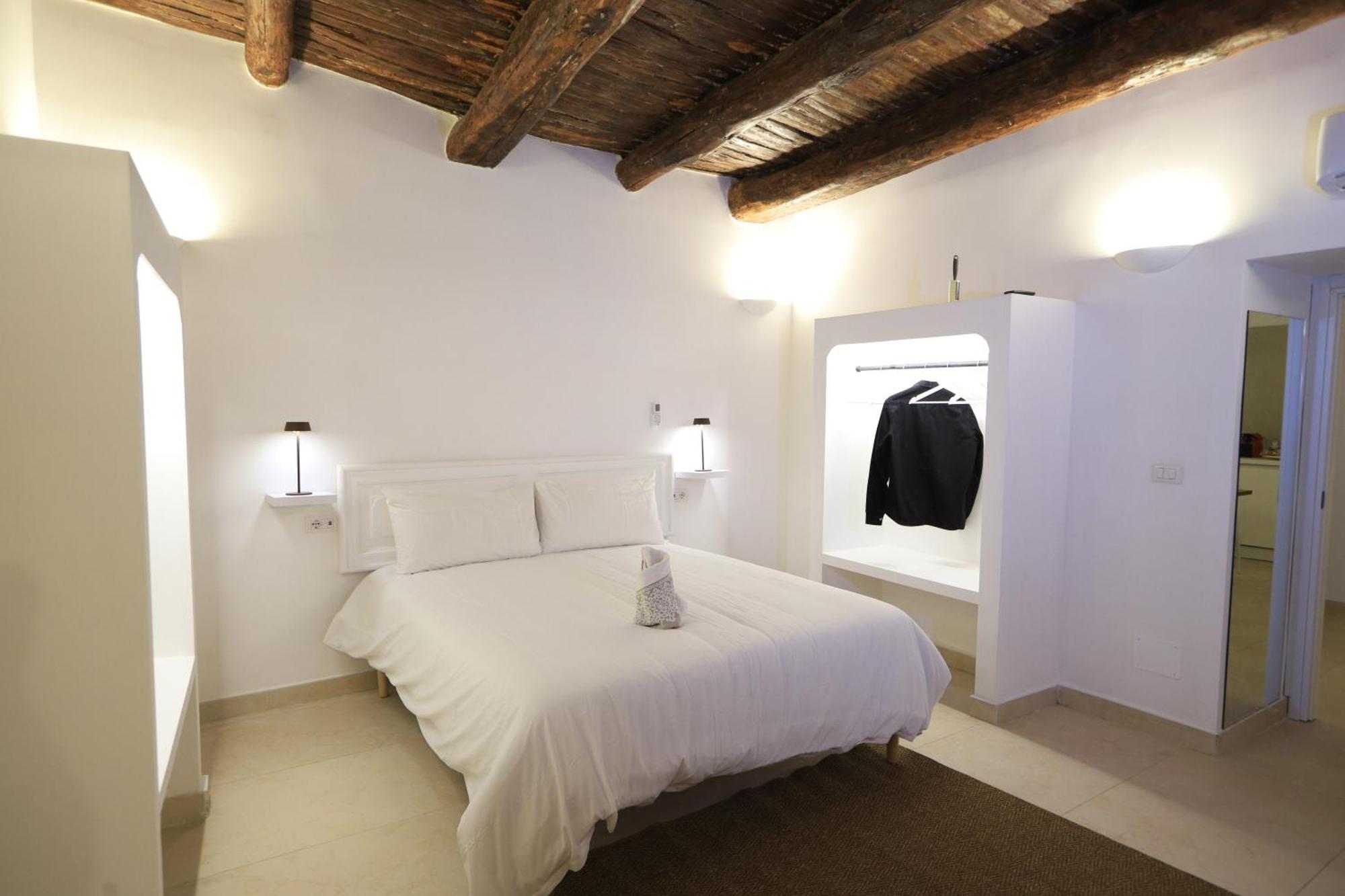 Ai 13 Gradoni Di Chiaia Bed & Breakfast Napoli Dış mekan fotoğraf